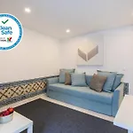 Appartement Principe Real Duplex By Local Lissabon
