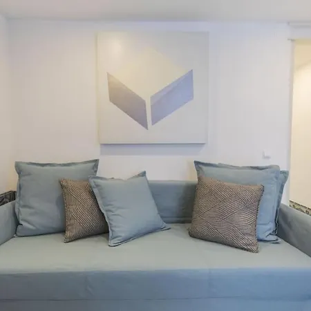 Apartment Duplex In Principe Real