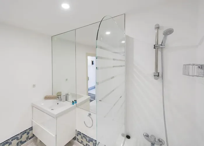 Principe Real Duplex By Local