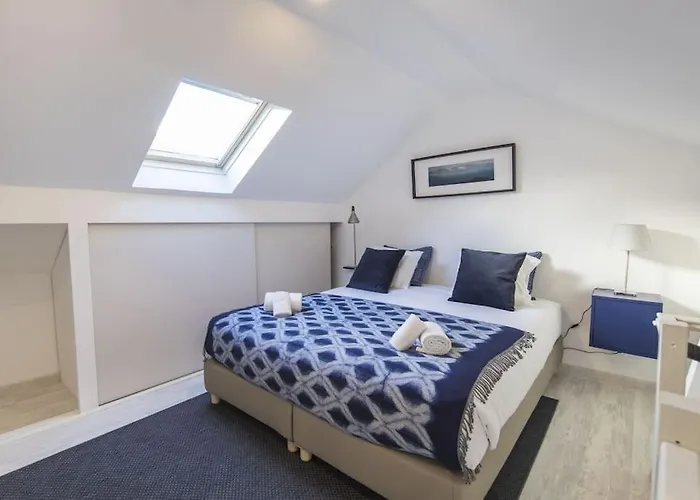 Principe Real Duplex By Local Apartment *