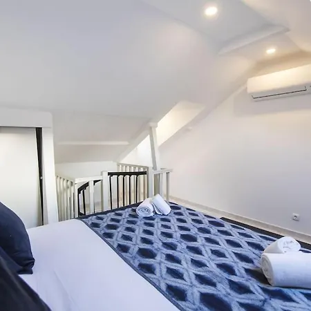 Appartement Duplex In Principe Real